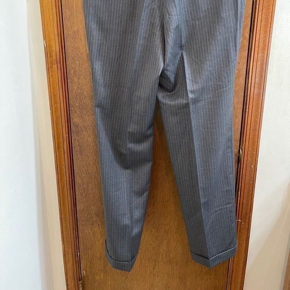 Arnold Brant Grey Pinstripe Suit Jacket and Pants Size 44R - Picture 13 of 16
